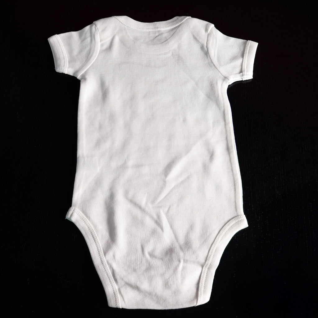 Body Alb Premium | Tiny Human. Big Dreams.