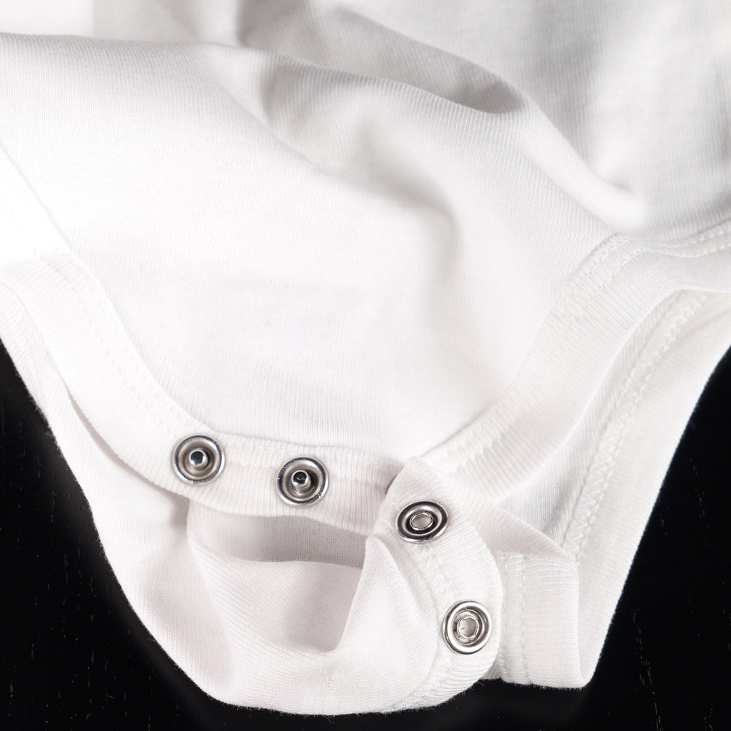 Body Alb Premium | Tiny Human. Big Dreams.